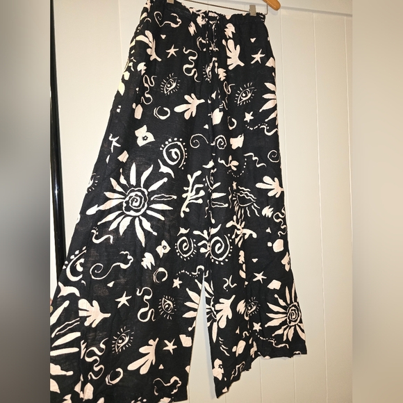 5/$25 Bundle deal - Australian casual pants - Picture 3 of 5